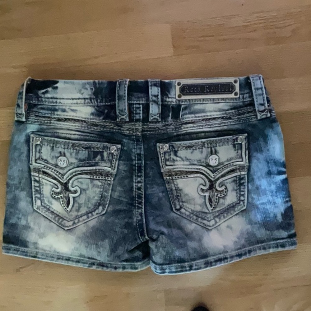 Like new Rock Revival shorts